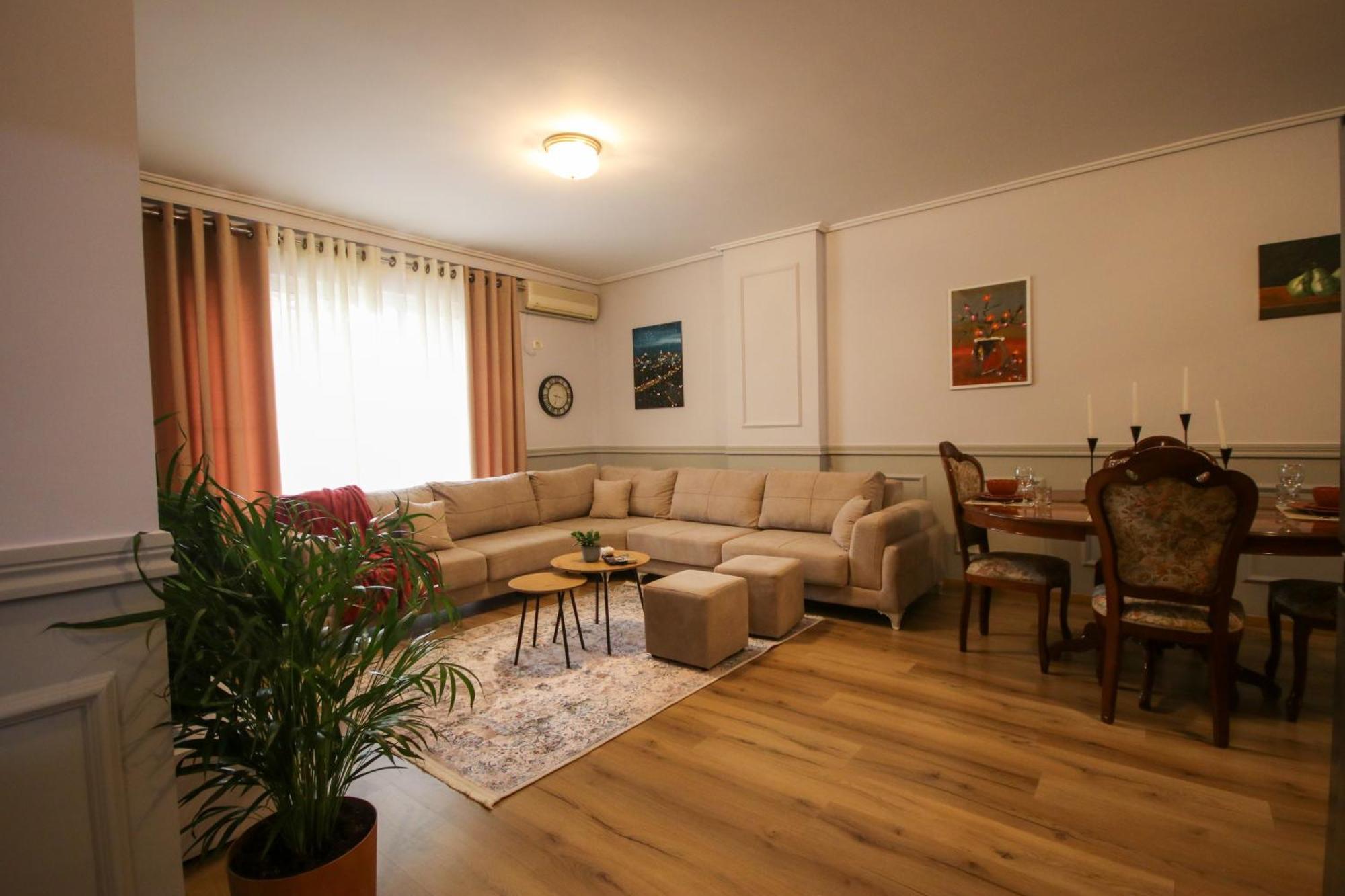Johan'S Apartment Tirana Zewnętrze zdjęcie